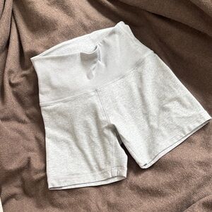 Aritzia Light Gray Ribbed High-Waist Bike Shorts